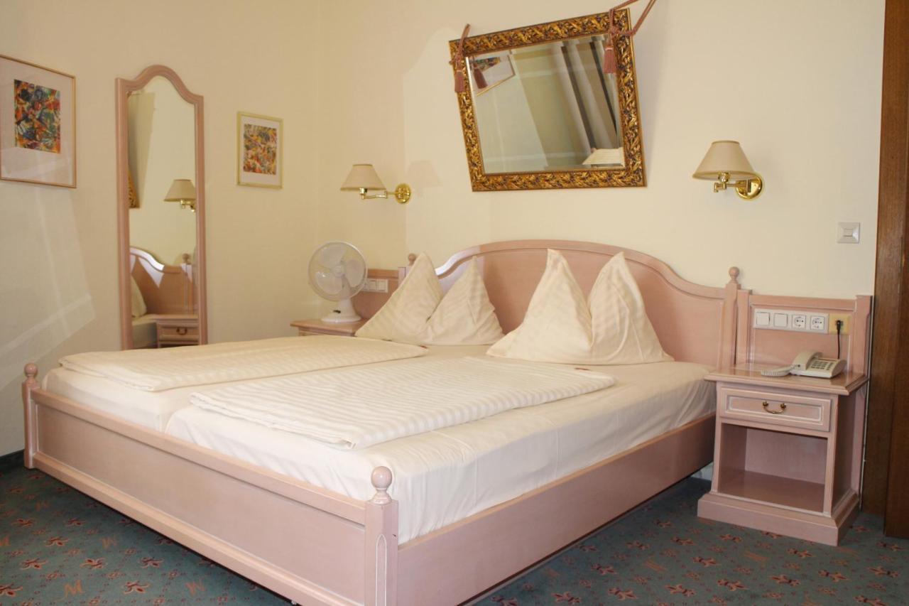 Altstadt Hotel Mosser วิลลาค ห้อง รูปภาพ